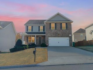 1912 Mahogany Wood Trl, Knoxville, TN 37920