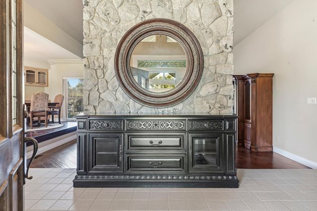 8519 Oak Creek Ct, Oakdale, CA 95361