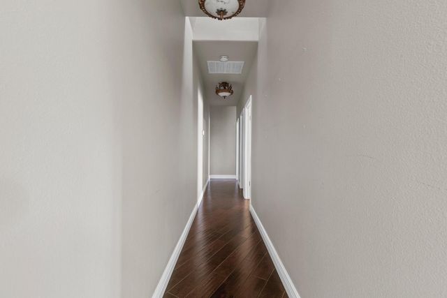 8519 Oak Creek Ct, Oakdale, CA 95361