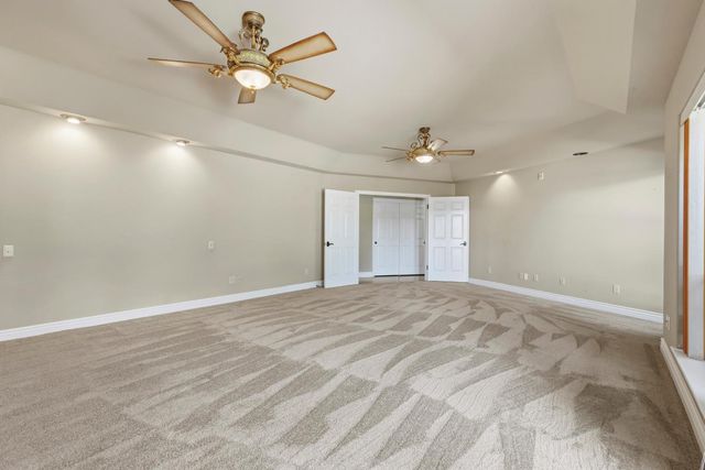 8519 Oak Creek Ct, Oakdale, CA 95361