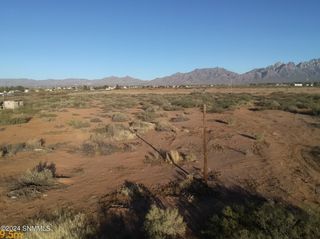 5664 Mesa Drive, Las Cruces, NM 88012