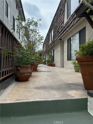 12747 Pacific Avenue 4, Los Angeles, CA 90066