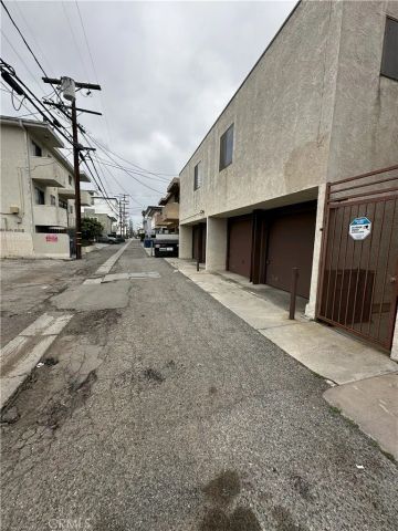 12747 Pacific Avenue 4, Los Angeles, CA 90066