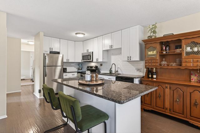 1738 Woodgate Lane, Eagan, MN 55122