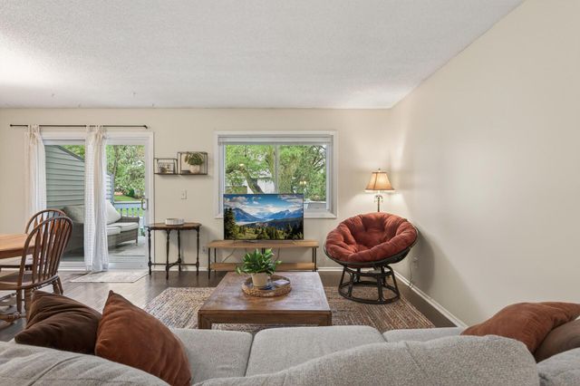 1738 Woodgate Lane, Eagan, MN 55122