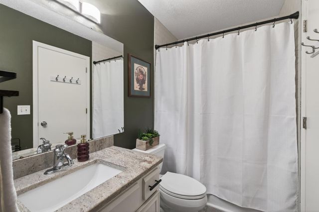 1738 Woodgate Lane, Eagan, MN 55122