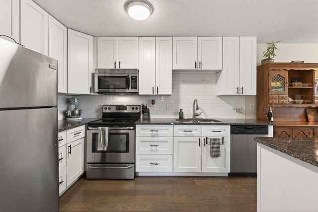 1738 Woodgate Lane, Eagan, MN 55122