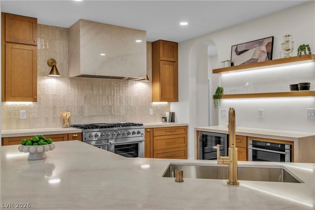 2734 Cherrydale Falls Drive, Henderson, NV 89052