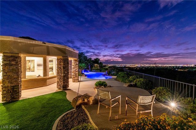 2734 Cherrydale Falls Drive, Henderson, NV 89052