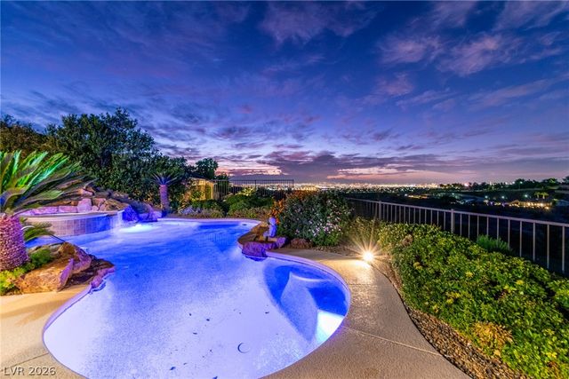 2734 Cherrydale Falls Drive, Henderson, NV 89052