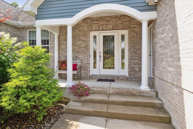 24029 South Shore Drive, Edwardsburg, MI 49112