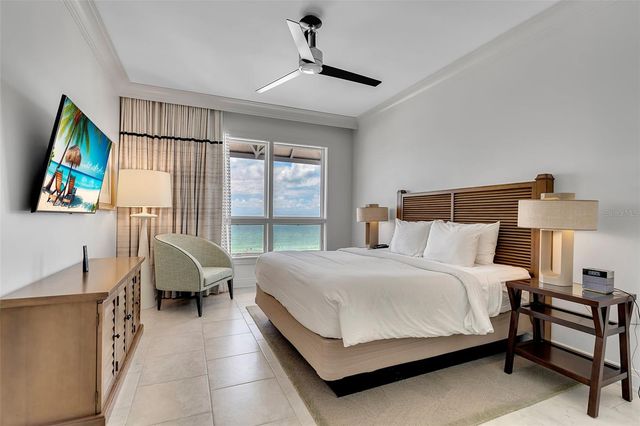 915 SEASIDE DRIVE 611, Sarasota, FL 34242