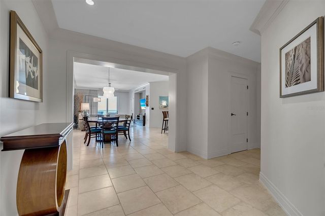 915 SEASIDE DRIVE 611, Sarasota, FL 34242