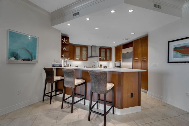 915 SEASIDE DRIVE 611, Sarasota, FL 34242