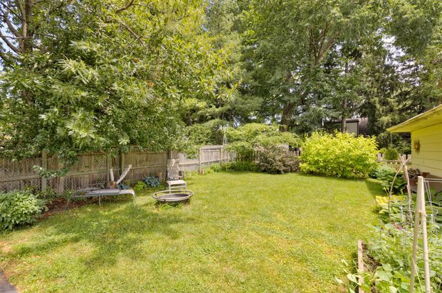 6409 & 6411 Forest Court, Windsor Heights, IA 50324