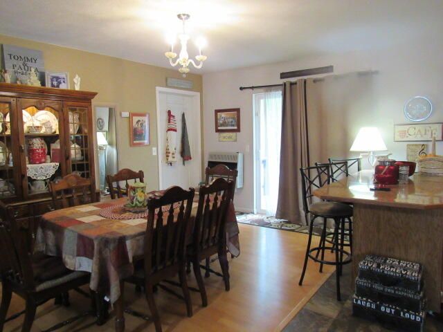 7210 Newkirk Road, Mountain Grove, MO 65711