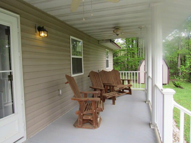 7210 Newkirk Road, Mountain Grove, MO 65711