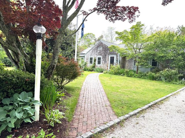38 Mariners Lane, Yarmouth Port, MA 02675