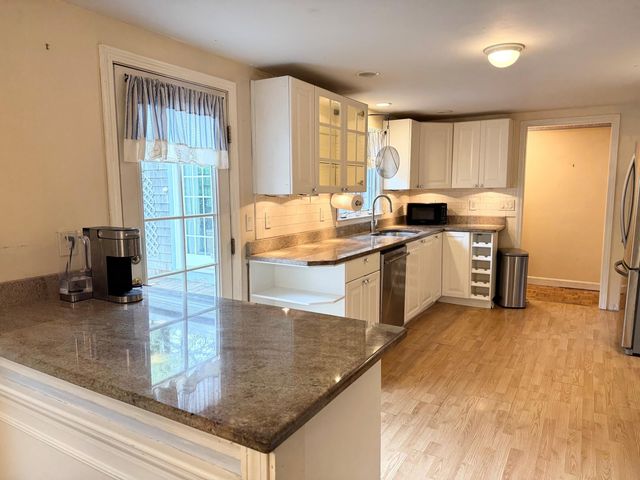 38 Mariners Lane, Yarmouth Port, MA 02675