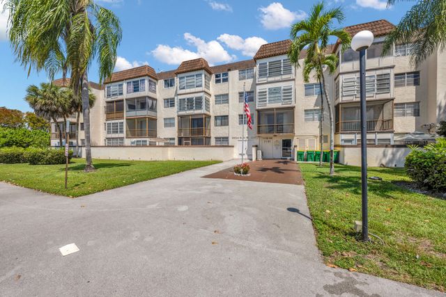 7100 NW 17th Street 217, Plantation, FL 33313