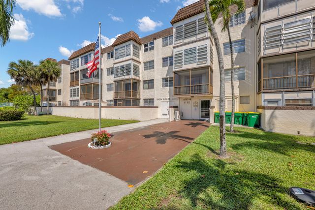 7100 NW 17th Street 217, Plantation, FL 33313