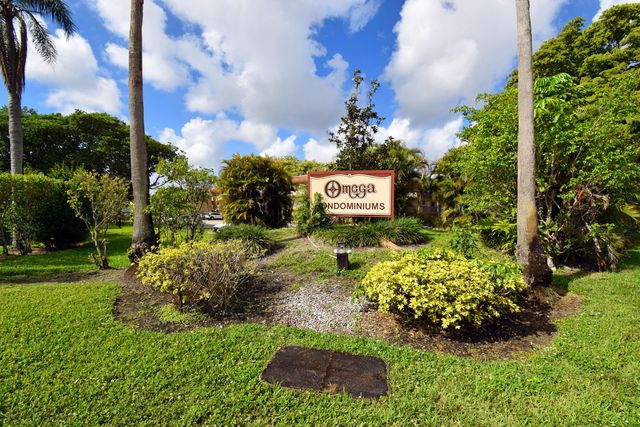 7100 NW 17th Street 217, Plantation, FL 33313