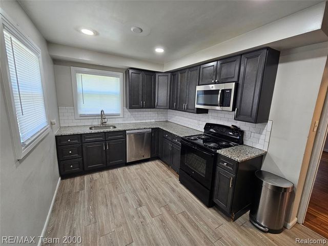 2901 Hubbard Street, Dearborn, MI 48124