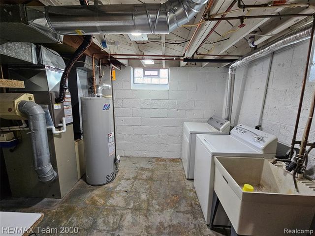 2901 Hubbard Street, Dearborn, MI 48124