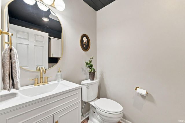11122 Shalimar Drive, Fort Wayne, IN 46845