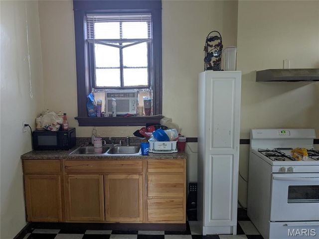 3744 Michigan Avenue, St Louis, MO 63118
