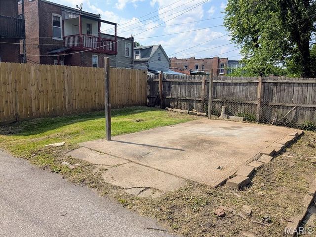 3744 Michigan Avenue, St Louis, MO 63118