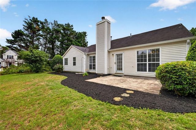 4502 Legend Hollow Lane, Powder Springs, GA 30127