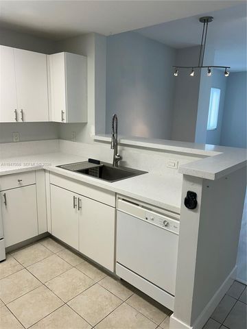 10 Aragon Ave 814, Coral Gables, FL 33134