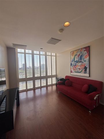 1111 Bering Drive 1205, Houston, TX 77057