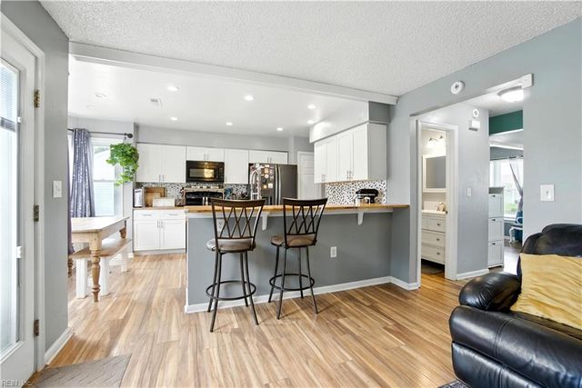 1824 Sharbot CIR, Virginia Beach, VA 23464
