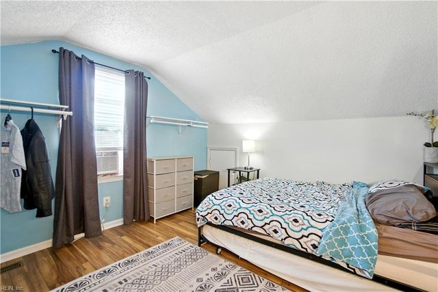 1824 Sharbot CIR, Virginia Beach, VA 23464