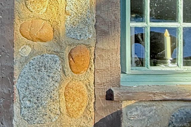 10 John Street, Southampton, NY 11968