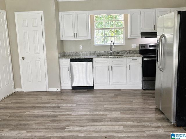 1705 5TH WAY NW, Center Point, AL 35215