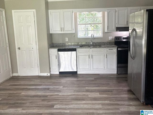 1705 5TH WAY NW, Center Point, AL 35215