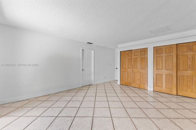 9811 SW 135th Ave, Miami, FL 33186