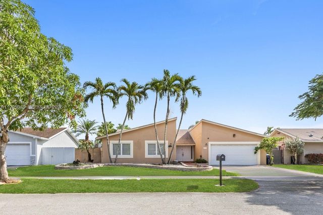 9811 SW 135th Ave, Miami, FL 33186