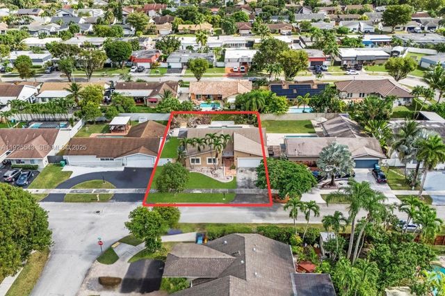 9811 SW 135th Ave, Miami, FL 33186