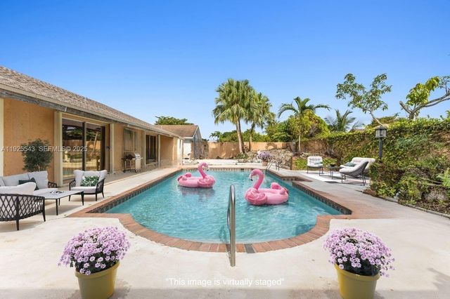 9811 SW 135th Ave, Miami, FL 33186