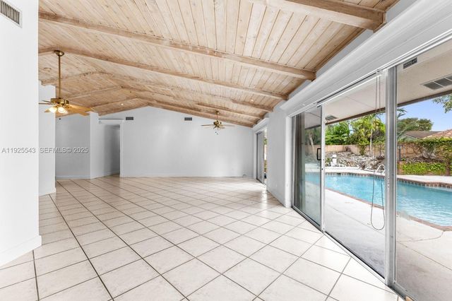 9811 SW 135th Ave, Miami, FL 33186