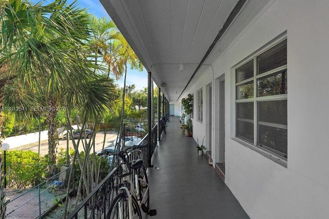 645 NE 77th St 19, Miami, FL 33138