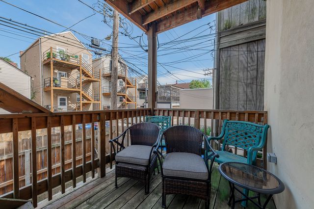 1640 W Blackhawk Street 2, Chicago, IL 60622