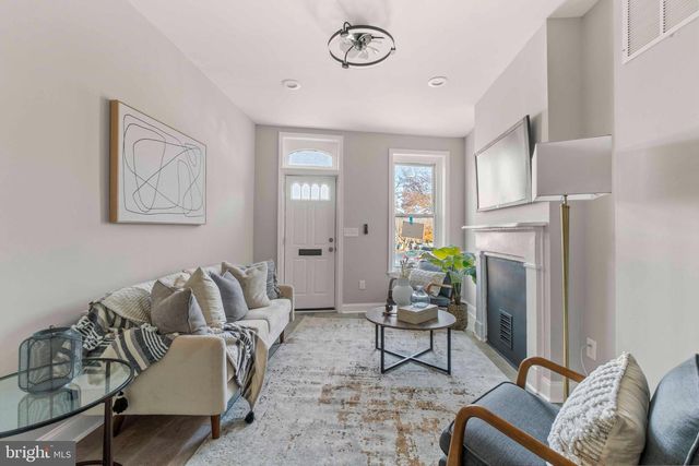 829 W BARRE, Baltimore, MD 21230