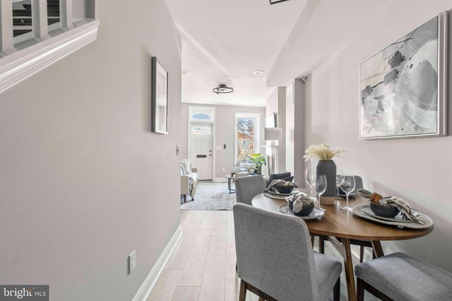 829 W BARRE, Baltimore, MD 21230