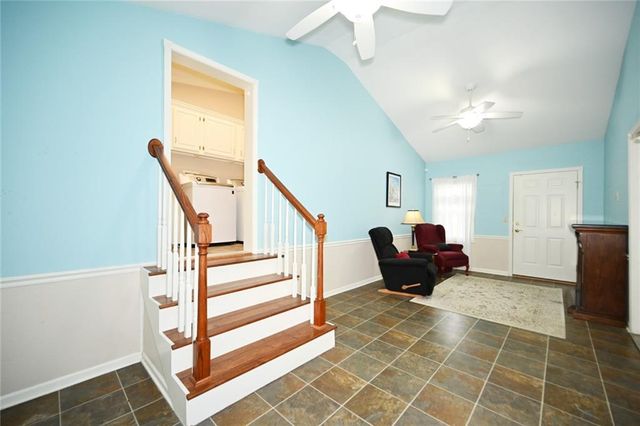 5005 NW Merrimac Avenue, Riverside, MO 64150