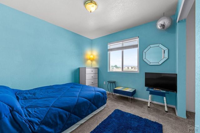 565 S Hook Dr, Pueblo West, CO 81007